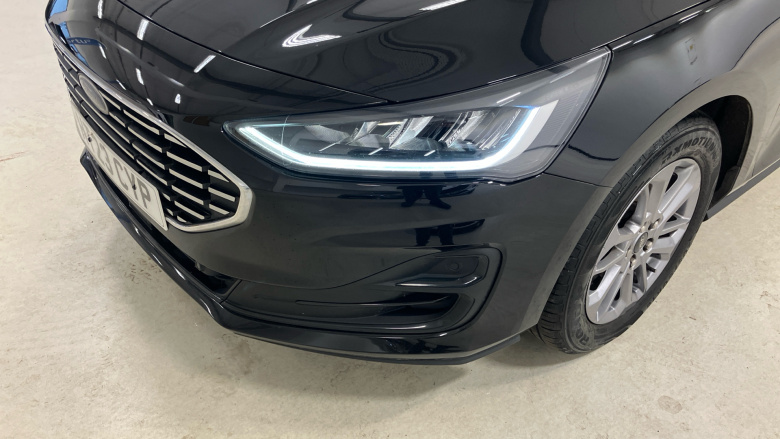 Ford Focus 1.0 EcoBoost Titanium 5dr Petrol Estate